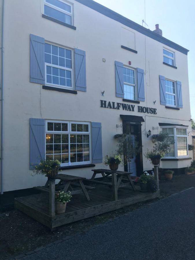 Halfway House Hotel Great Malvern Bagian luar foto